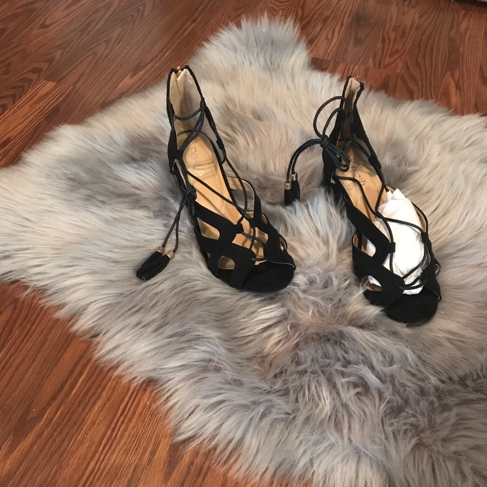 Short Lace Up Heels SZ 10 - Picture 2 of 4
